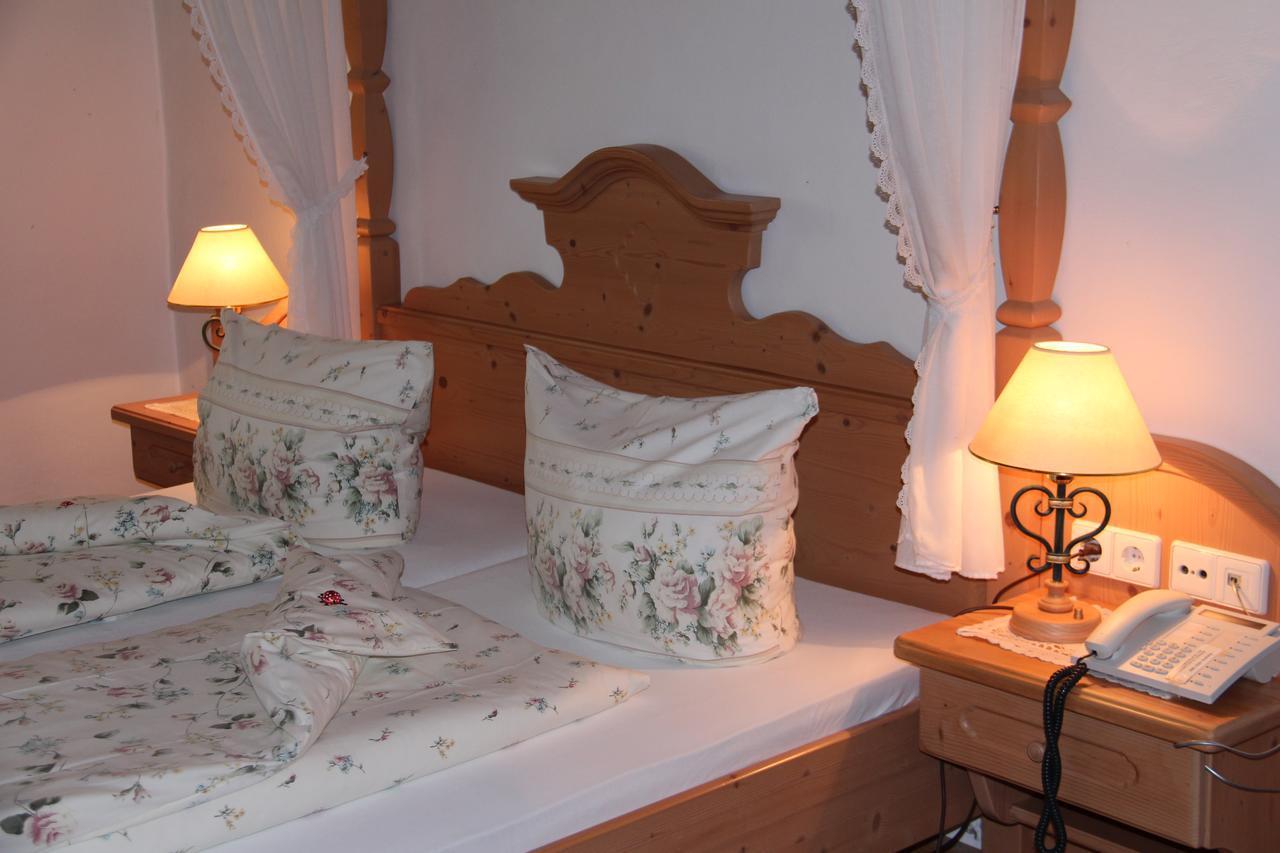 Wasserstelz Historisches Genusshotel & Restaurant Am Rhein Hohentengen am Hochrhein 외부 사진